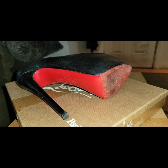 Christian Louboutin Heels for sale - Picture 3 of 10